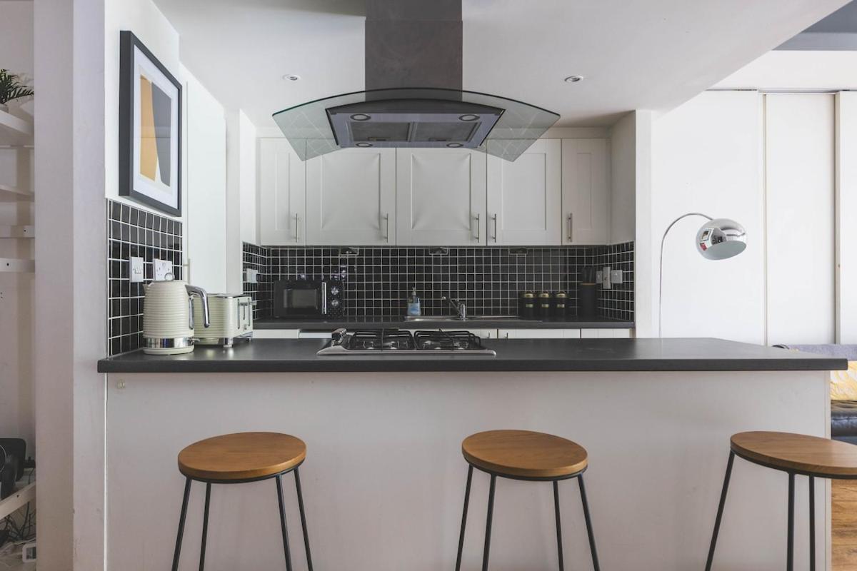 2Bed Stratford Apt With Easy Access To Central London, O2, Excel, Parking Nearby Exterior foto