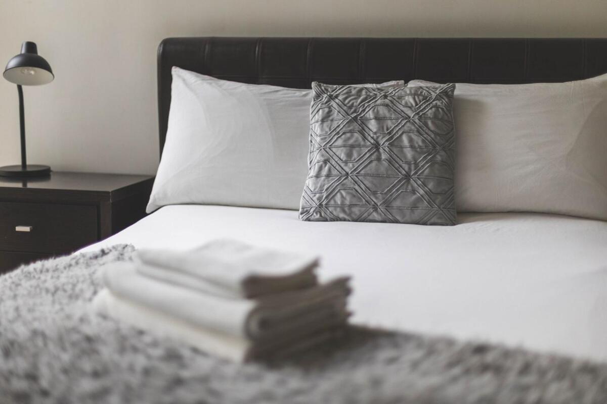 2Bed Stratford Apt With Easy Access To Central London, O2, Excel, Parking Nearby Exterior foto