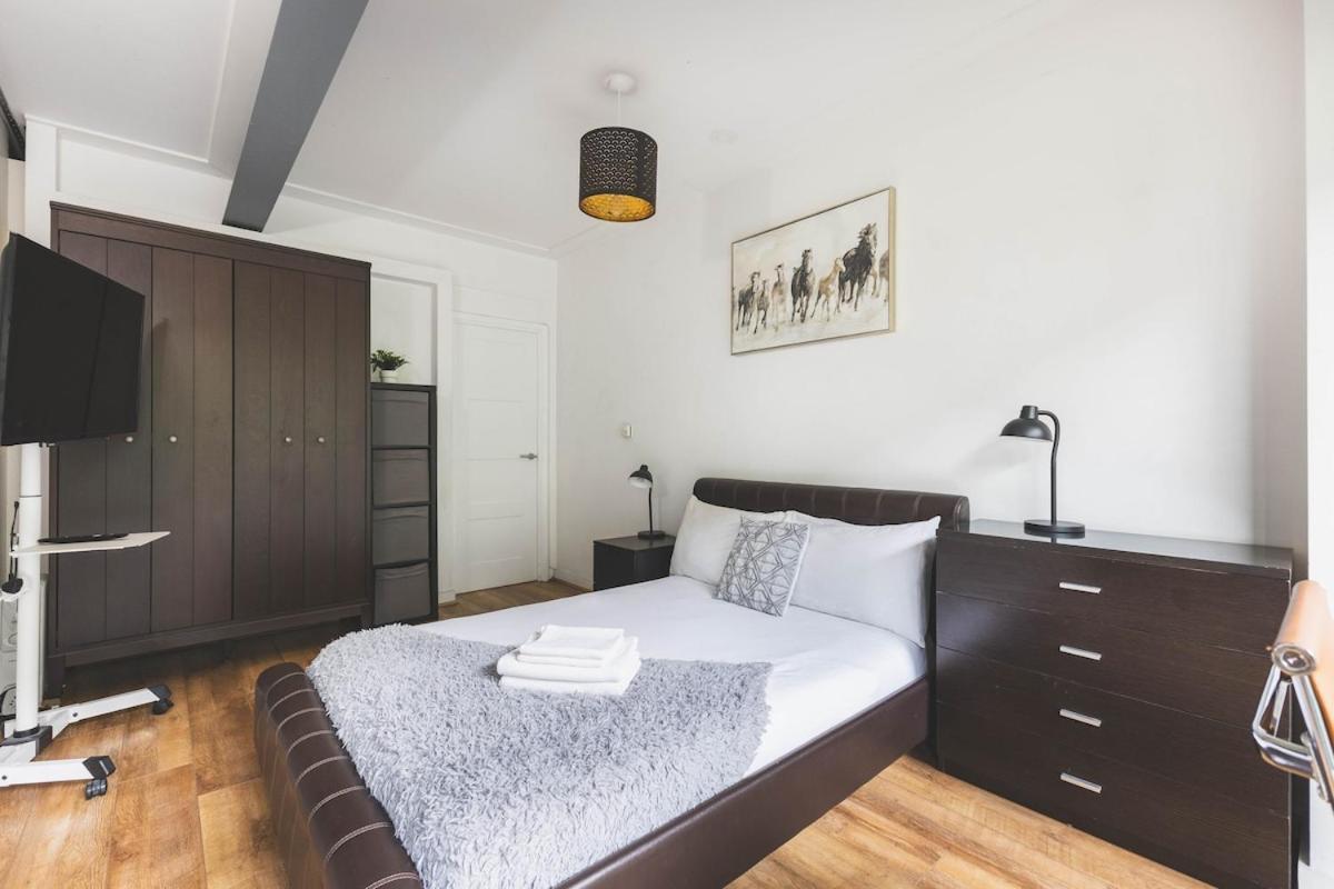 2Bed Stratford Apt With Easy Access To Central London, O2, Excel, Parking Nearby Exterior foto